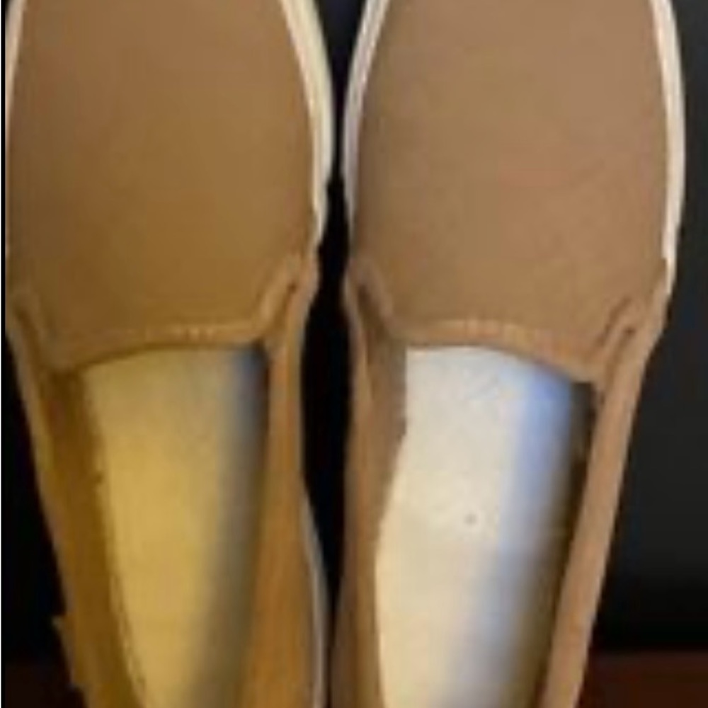 Keds flats in tan